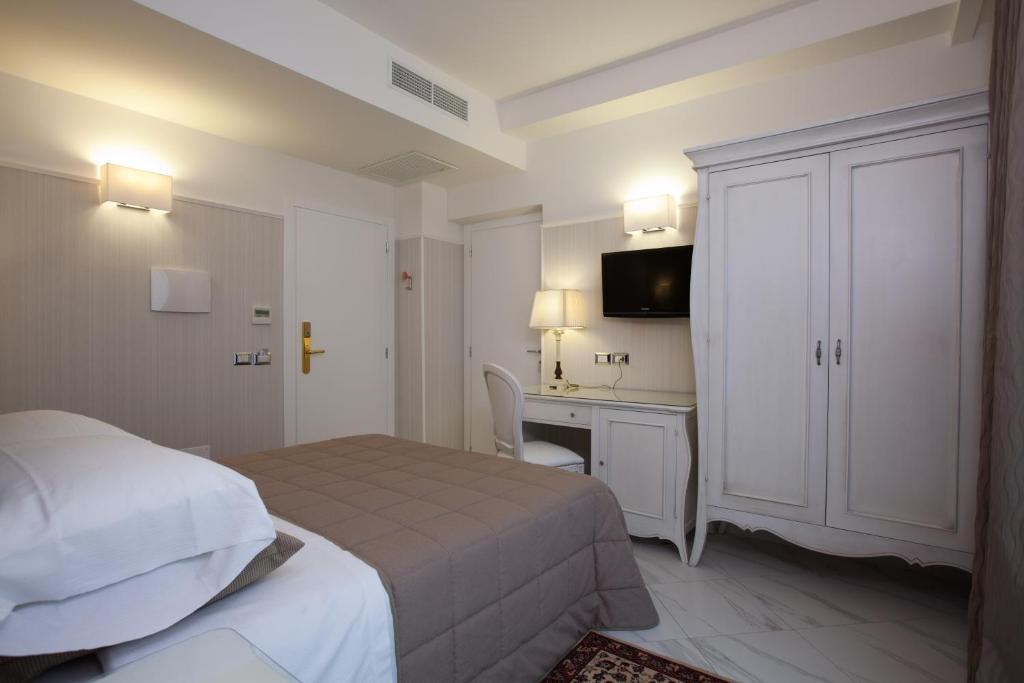 Hotel Residence Villa Del Mare Rimini Szoba fotó
