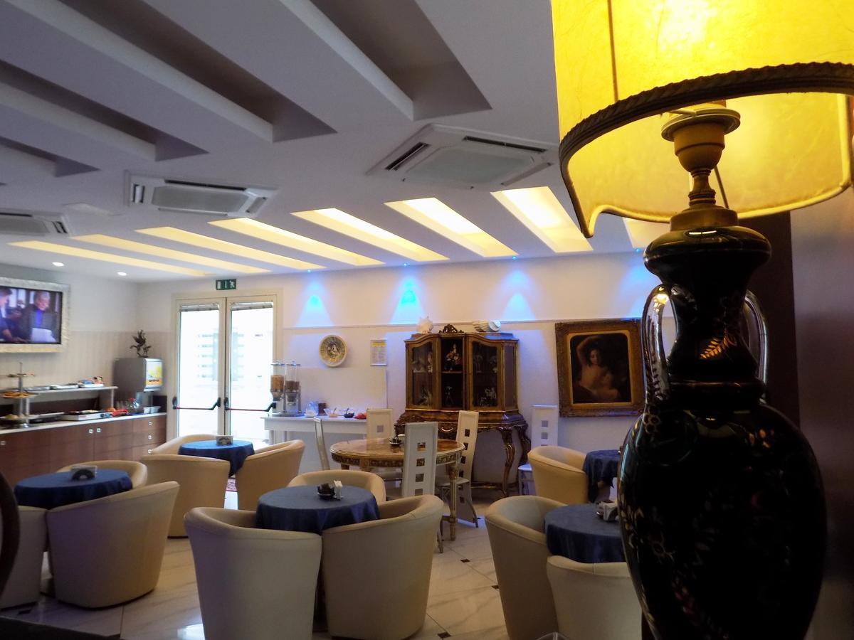 Hotel Residence Villa Del Mare Rimini Kültér fotó