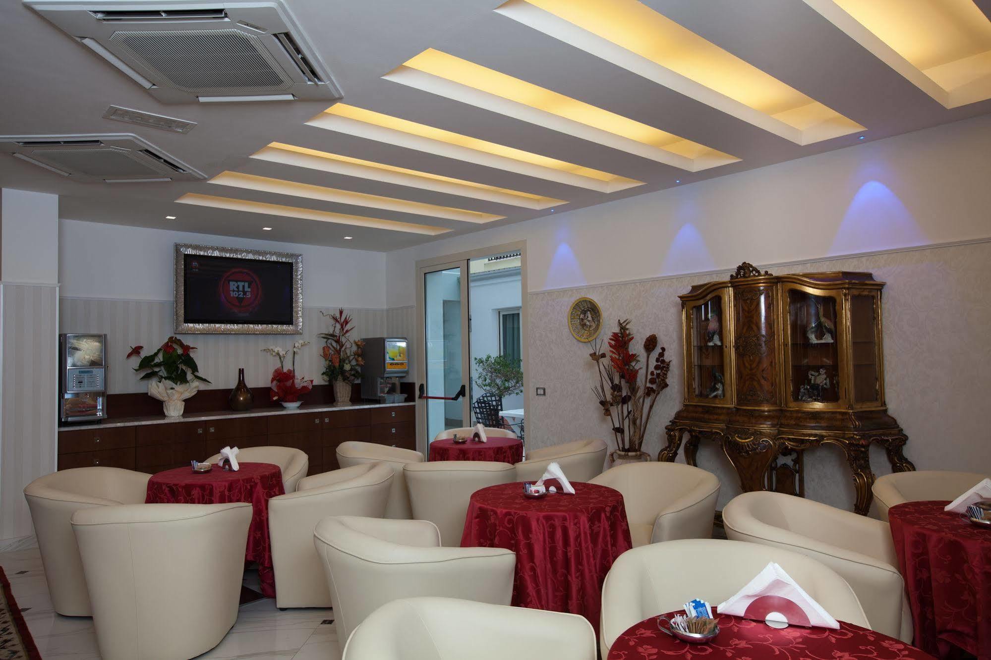Hotel Residence Villa Del Mare Rimini Kültér fotó